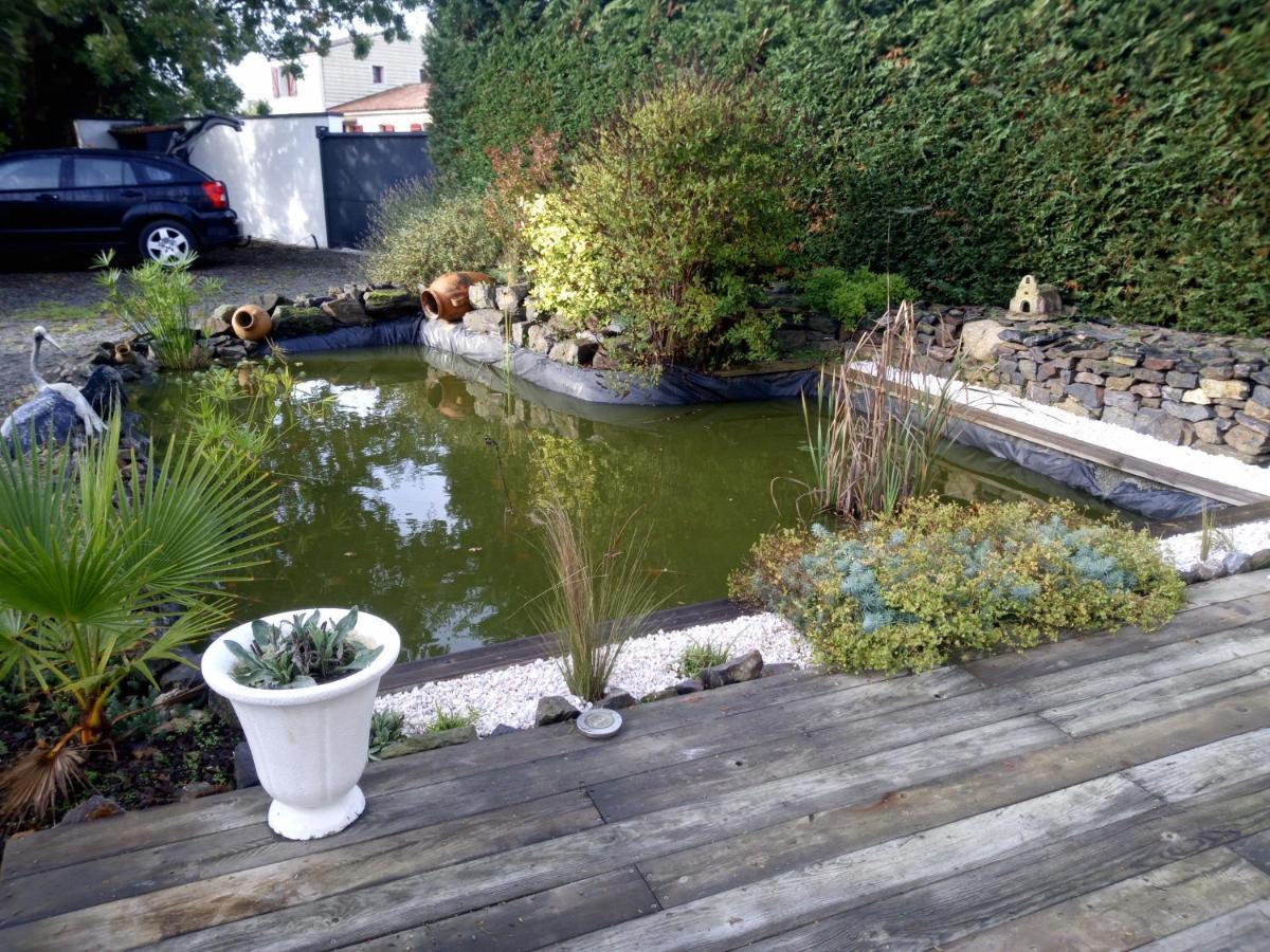 Mas Des Vignes Piscine Chauffee Bed and Breakfast Le Champ-Saint-Pere Exteriör bild